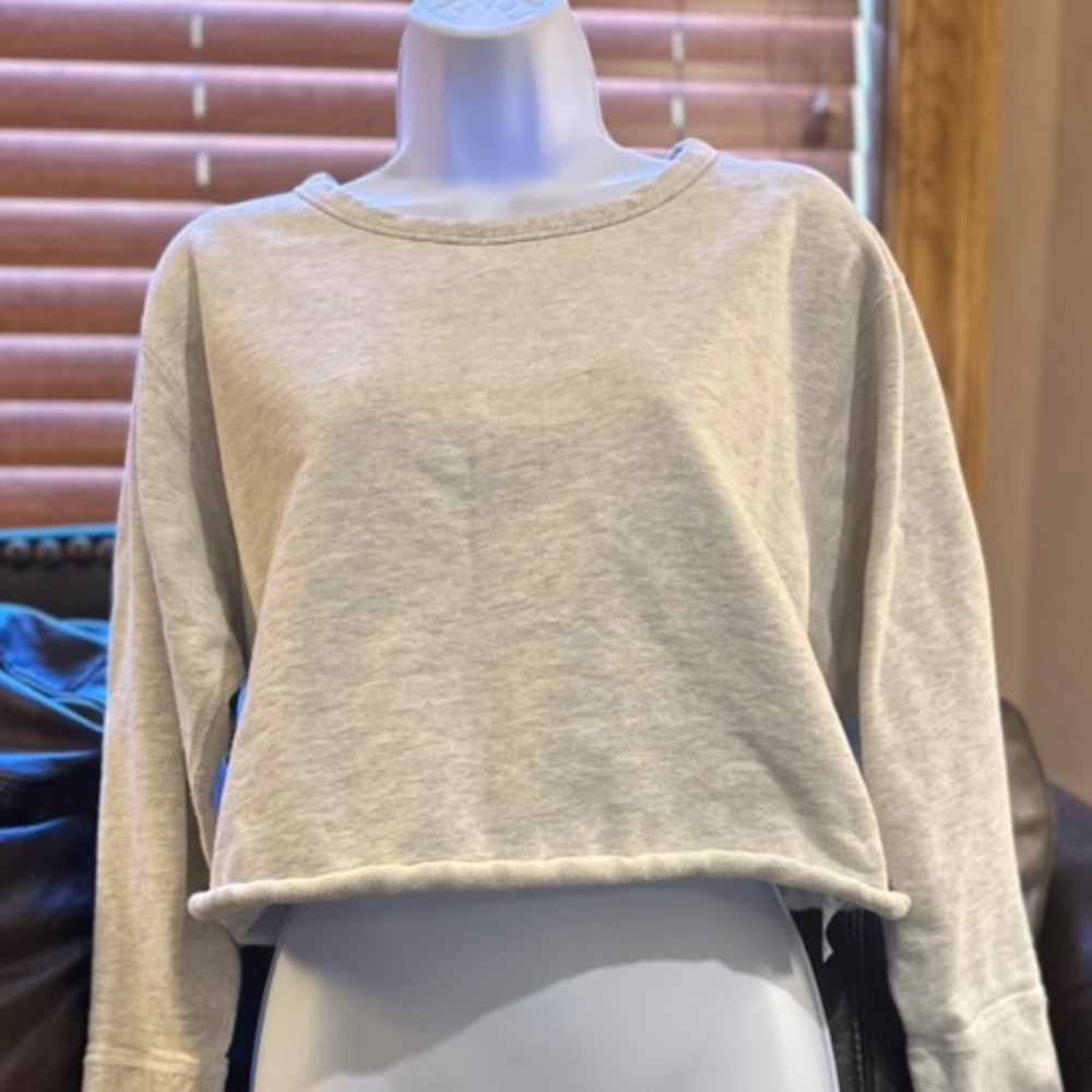 LIKE NEW! Athleta Cropped Sweatshirt